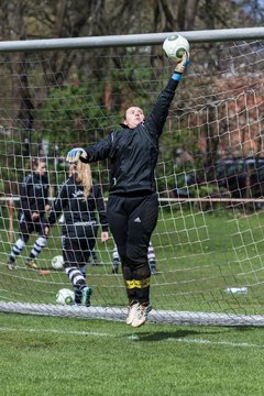 Bild 22 - Frauen Kieler MTV - TSV Schienberg : Ergebnis: 9:0